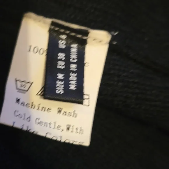 Shein size medium colorblock cold shoulder turtleneck sweater - Picture 3 of 5